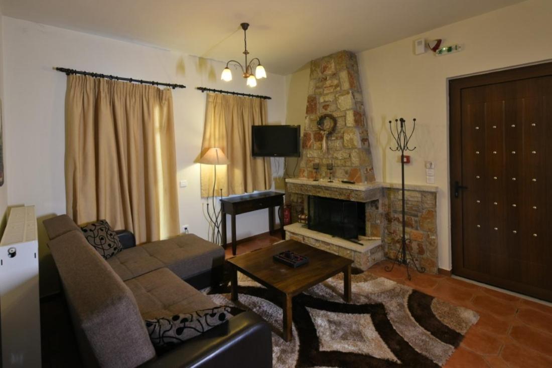 Oreades-Homes Ano Khora Bagian luar foto
